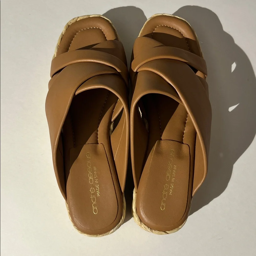 Andre Assous Calesa wedge sandals camel leather espadrilles platforms sz 39 NEW!